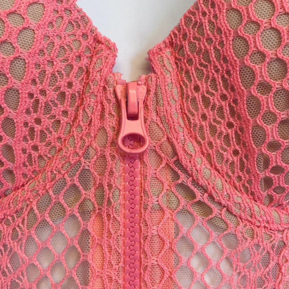 Victoria Secret Very Sexy Corset Size 34C Pink Fishnet Zip Front Bustier Top NEW